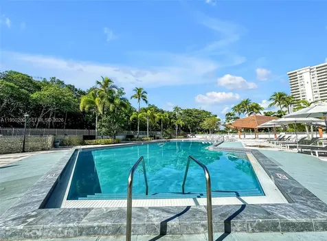 100 Bayview Drive Sunny Isles Beach FL 33160