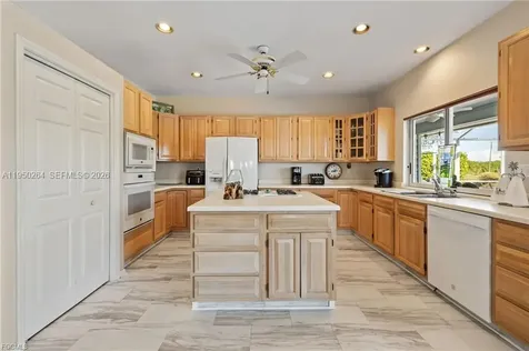 108 Ridgewood Avenue Clewiston FL 33440