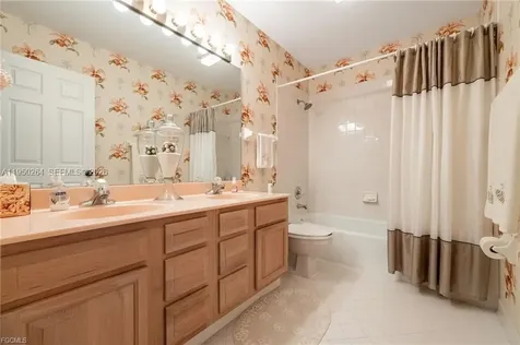 108 Ridgewood Avenue Clewiston FL 33440