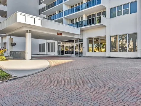 3140 S Ocean Drive Hallandale Beach FL 33009