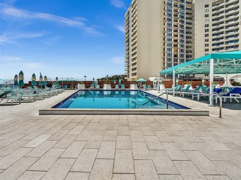 3140 S Ocean Drive Hallandale Beach FL 33009