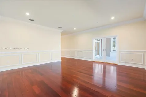 8281 SW 84th Terrace Miami FL 33143