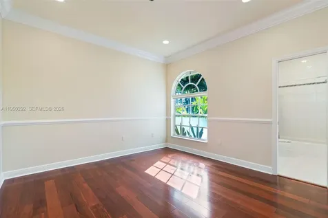 8281 SW 84th Terrace Miami FL 33143