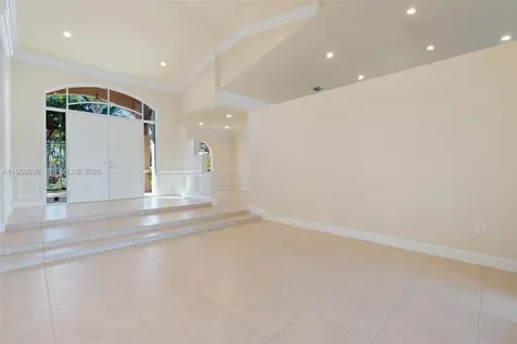 8281 SW 84th Terrace Miami FL 33143