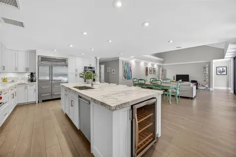 7681 SW 107th Street Pinecrest FL 33156