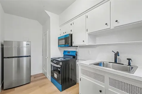 9160 NE 8th Avenue Miami Shores FL 33138