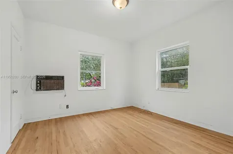 9160 NE 8th Avenue Miami Shores FL 33138