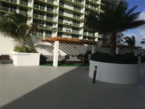 1750 N Bayshore Drive Miami FL 33132