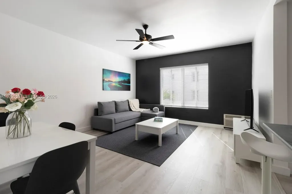 3700 Collins Avenue Miami Beach FL 33140