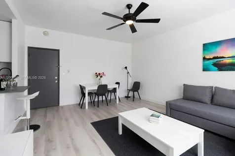 3700 Collins Avenue Miami Beach FL 33140