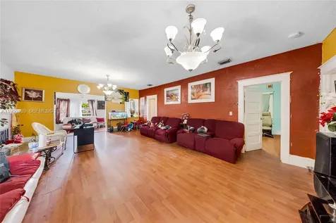 2600 SW 2nd Street Miami FL 33135