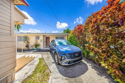 2600 SW 2nd Street Miami FL 33135