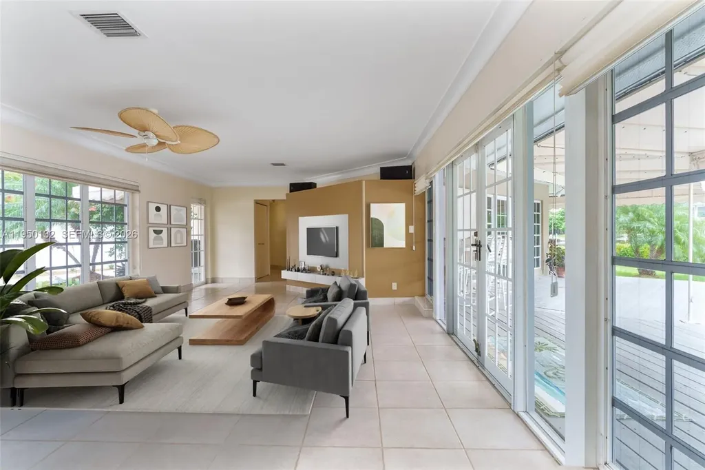 2130 NE 15th Street Fort Lauderdale FL 33304