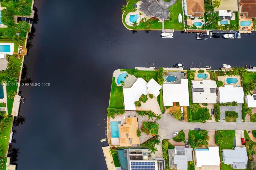 2130 NE 15th Street Fort Lauderdale FL 33304