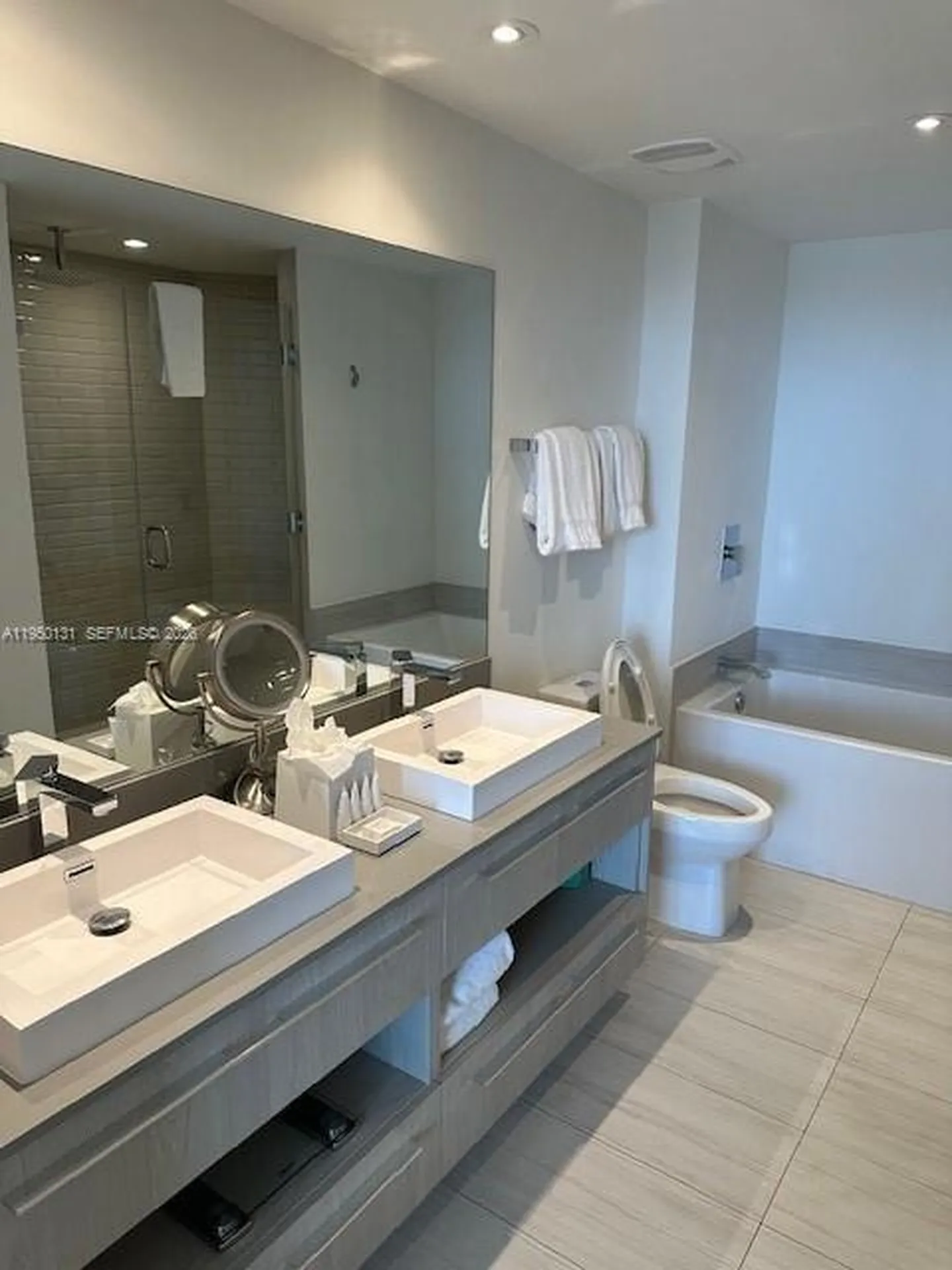 4010 S Ocean Drive Hollywood FL 33019