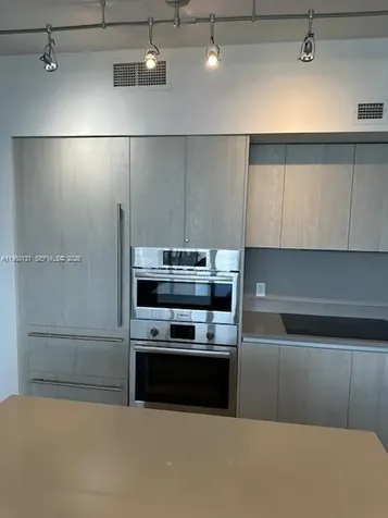 4010 S Ocean Drive Hollywood FL 33019