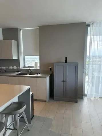 4010 S Ocean Drive Hollywood FL 33019
