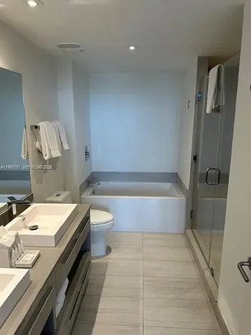 4010 S Ocean Drive Hollywood FL 33019