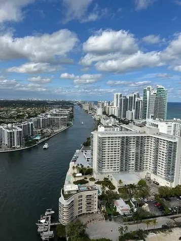 4010 S Ocean Drive Hollywood FL 33019