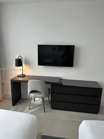4010 S Ocean Drive Hollywood FL 33019