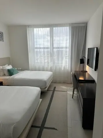 4010 S Ocean Drive Hollywood FL 33019