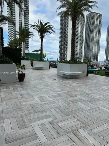 4010 S Ocean Drive Hollywood FL 33019