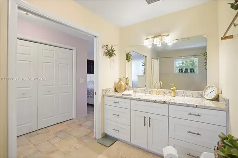 142 NW 10th Court Boynton Beach FL 33426