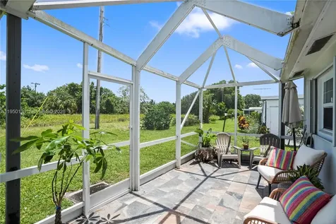 142 NW 10th Court Boynton Beach FL 33426