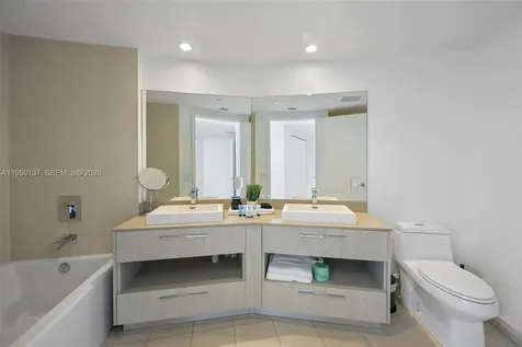 4111 S Ocean Drive Hollywood FL 33019