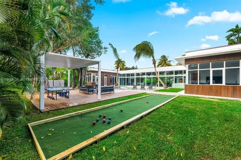1000 NE 89th Street Miami FL 33138
