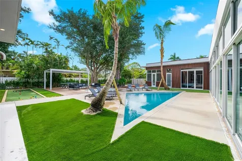 1000 NE 89th Street Miami FL 33138