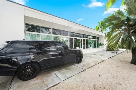 1000 NE 89th Street Miami FL 33138