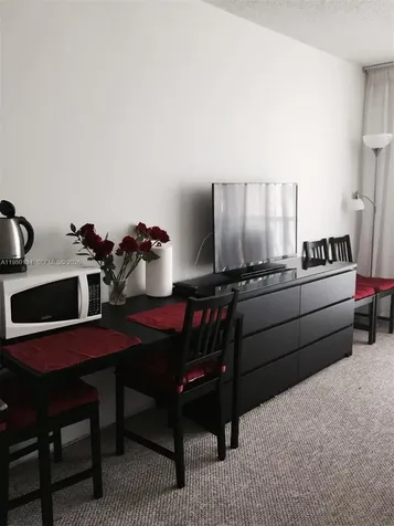 19201 Collins Avenue Sunny Isles Beach FL 33160