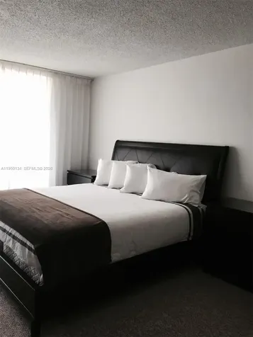 19201 Collins Avenue Sunny Isles Beach FL 33160