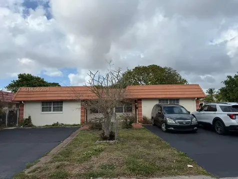 7387 NW 76th Street Tamarac FL 33321