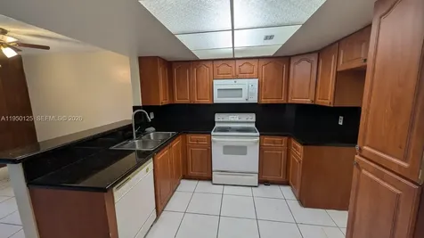7387 NW 76th Street Tamarac FL 33321