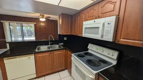 7387 NW 76th Street Tamarac FL 33321