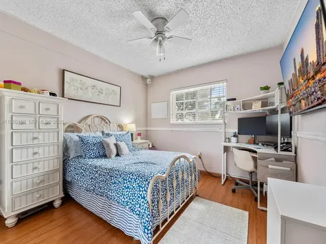 13821 SW 102nd Terrace Miami FL 33186