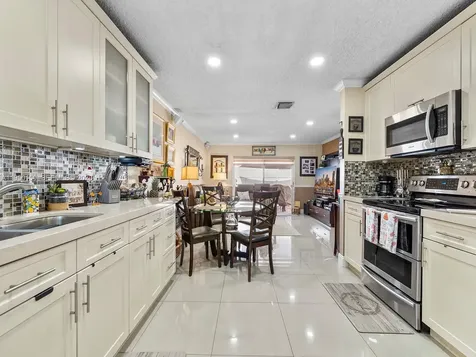 13821 SW 102nd Terrace Miami FL 33186