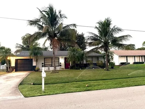 1582 SE Crown Street Port St. Lucie FL 34983