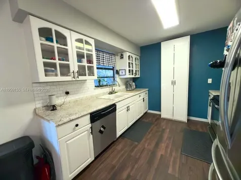 1582 SE Crown Street Port St. Lucie FL 34983