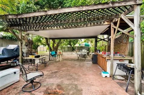 5955 SW 4th Street Miami FL 33144