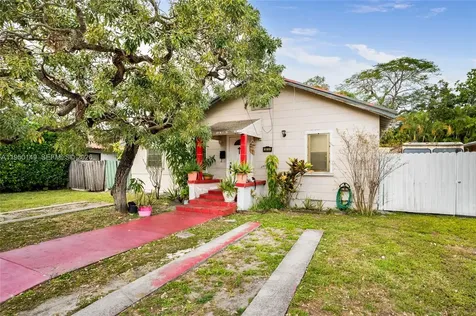 5955 SW 4th Street Miami FL 33144