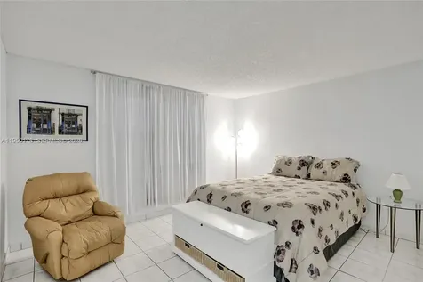 200 SE 5th Avenue Dania Beach FL 33004