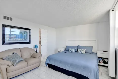 200 SE 5th Avenue Dania Beach FL 33004