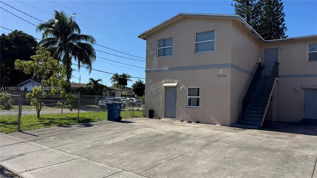 2099 NW 26th Avenue Fort Lauderdale FL 33311