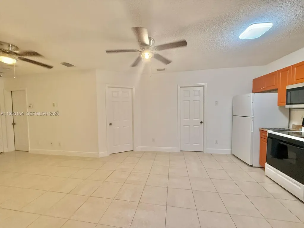 2099 NW 26th Avenue Fort Lauderdale FL 33311