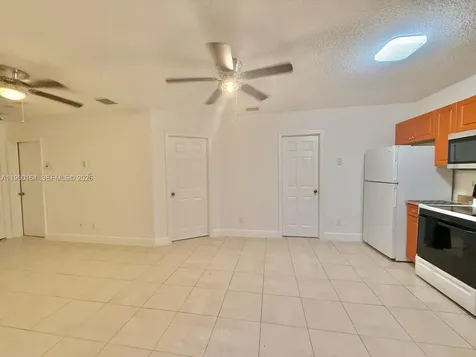 2099 NW 26th Avenue Fort Lauderdale FL 33311
