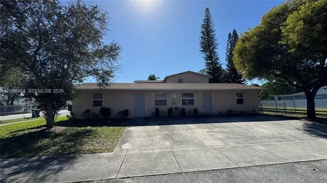 2099 NW 26th Avenue Fort Lauderdale FL 33311