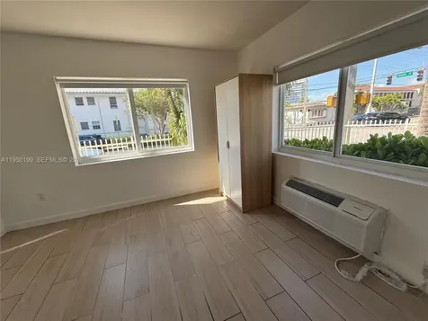 625 77th Street Miami Beach FL 33141